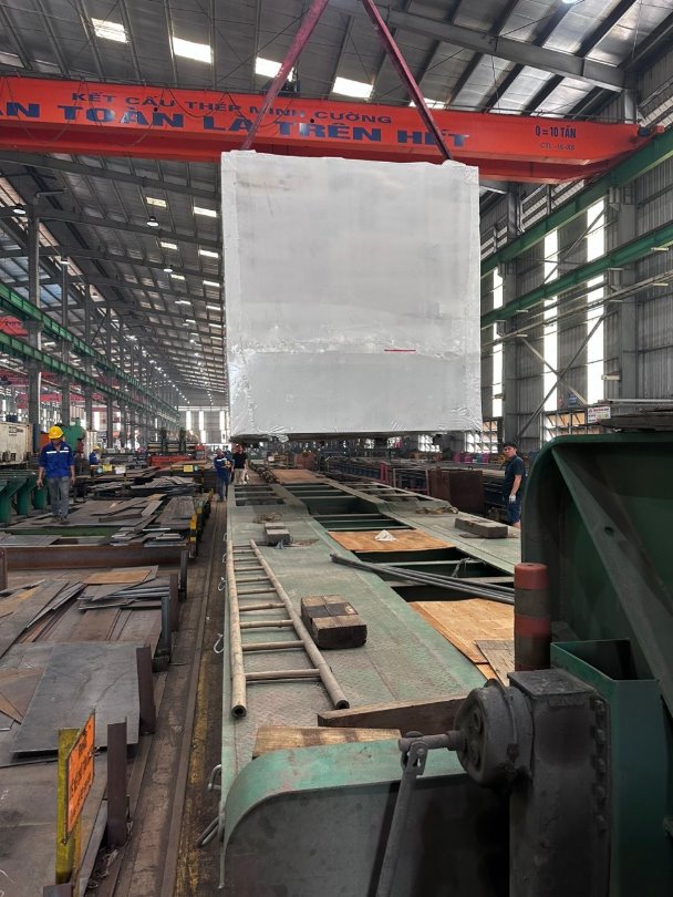 Out-Of-Gauge (OOG)